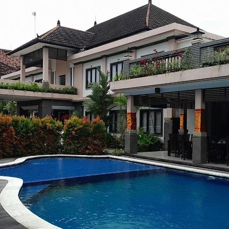 Hotel Dhyana Pura Kapal Exterior foto