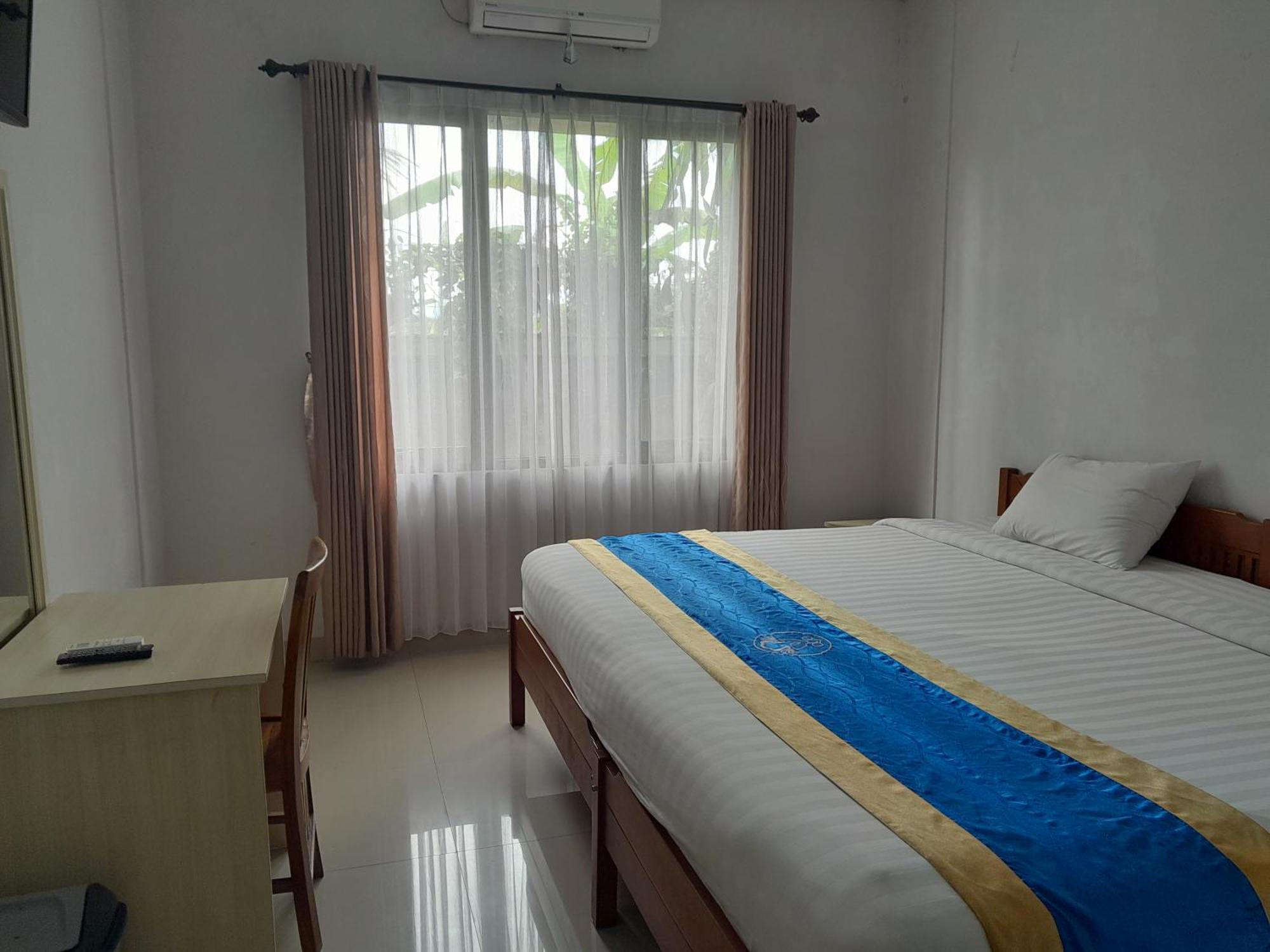 Hotel Dhyana Pura Kapal Exterior foto