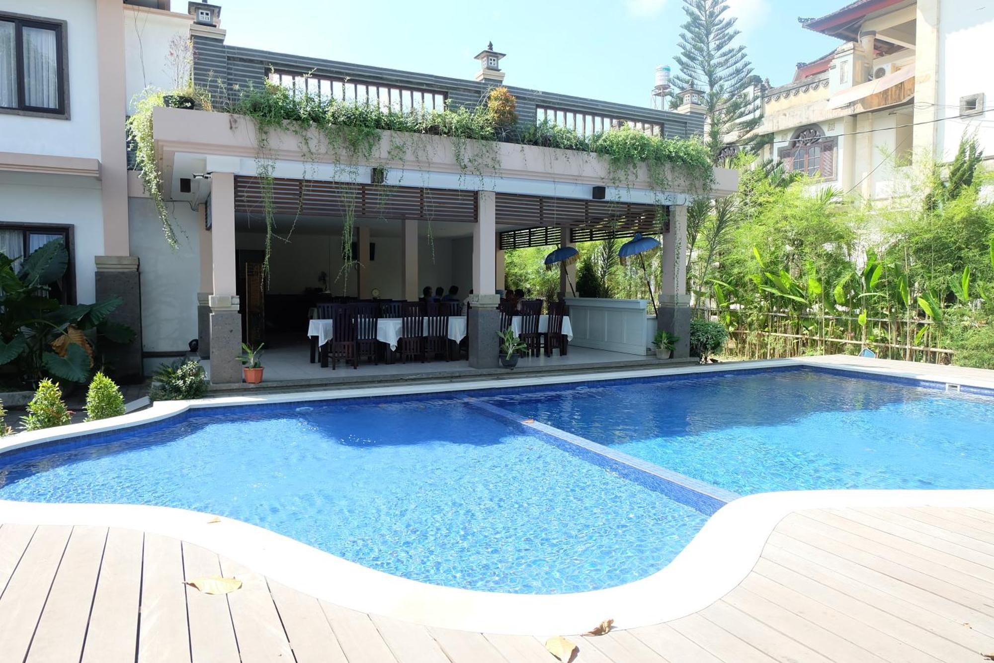 Hotel Dhyana Pura Kapal Exterior foto